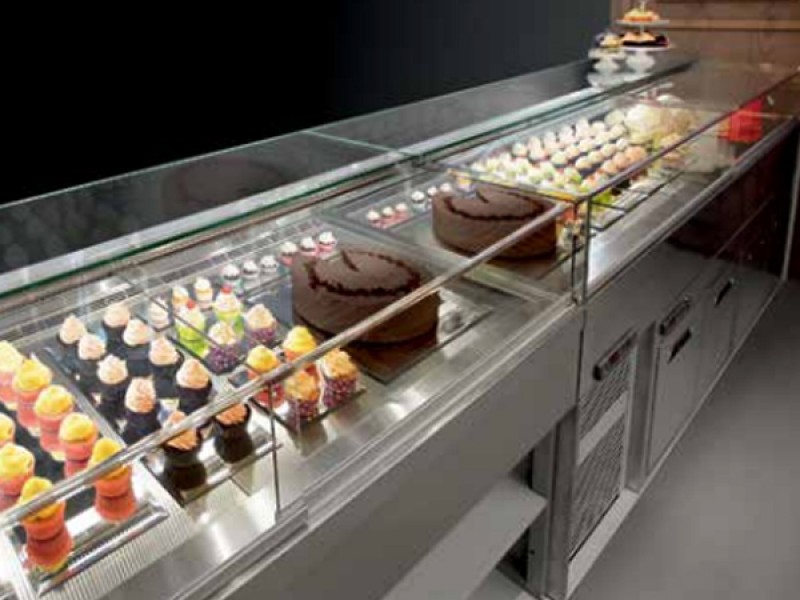 BANCO VENDITA VETRINA DROP IN PRALINE CON CASTELLO VETRI CHIUSO SENZA PANNELLATURA MIS. L212XP81,5XH120 UC